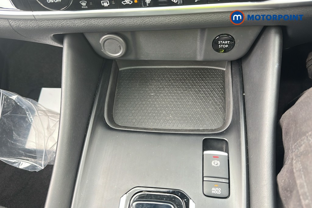 Nissan Qashqai N-Connecta Automatic Petrol-Electric Hybrid SUV - Stock Number (1644554) - 17th supplementary image