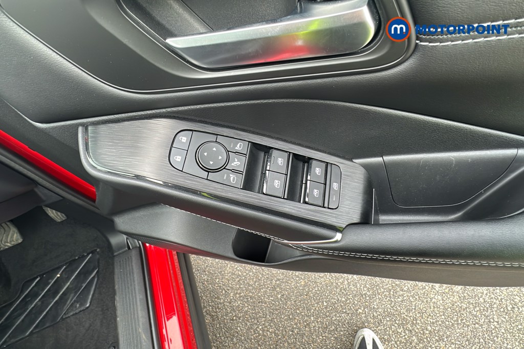 Nissan Qashqai N-Connecta Automatic Petrol-Electric Hybrid SUV - Stock Number (1644554) - 20th supplementary image