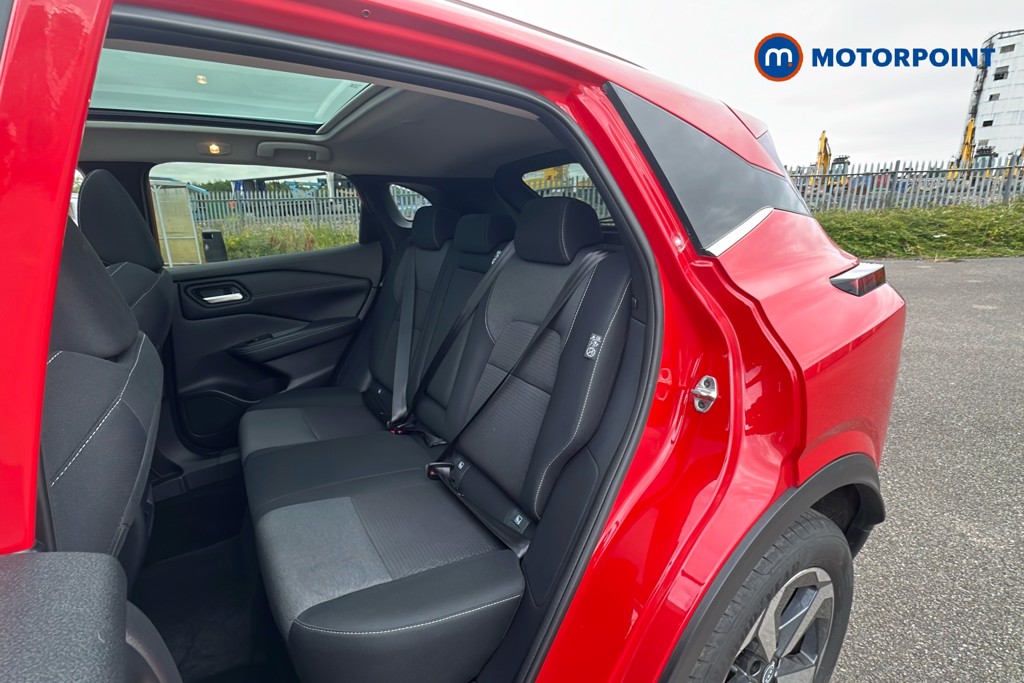 Nissan Qashqai N-Connecta Automatic Petrol-Electric Hybrid SUV - Stock Number (1644554) - 28th supplementary image