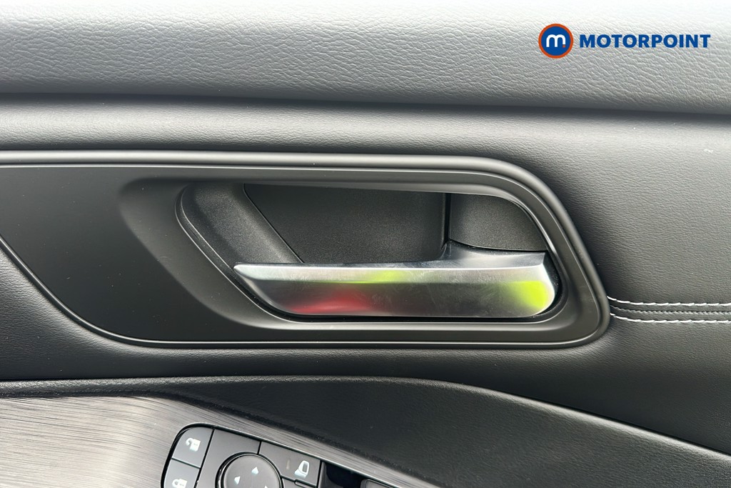 Nissan Qashqai N-Connecta Automatic Petrol-Electric Hybrid SUV - Stock Number (1644554) - 42nd supplementary image