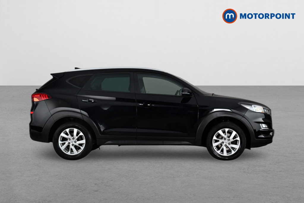 Hyundai Tucson Se Nav Manual Petrol SUV - Stock Number (1645326) - Drivers side