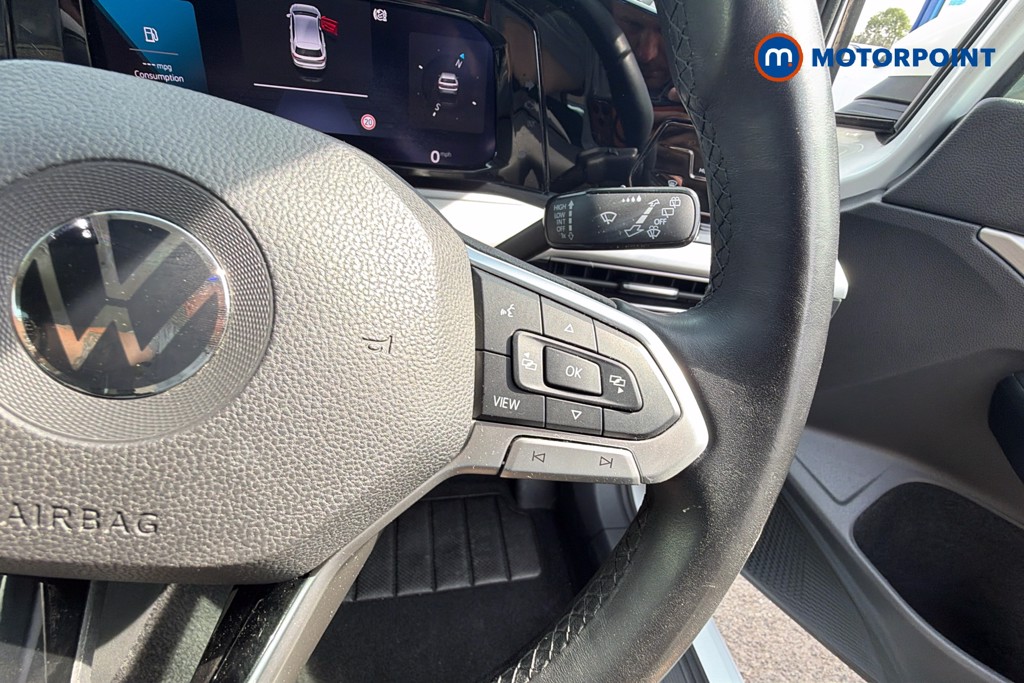 Volkswagen Golf Life Manual Petrol Hatchback - Stock Number (1647652) - 4th supplementary image