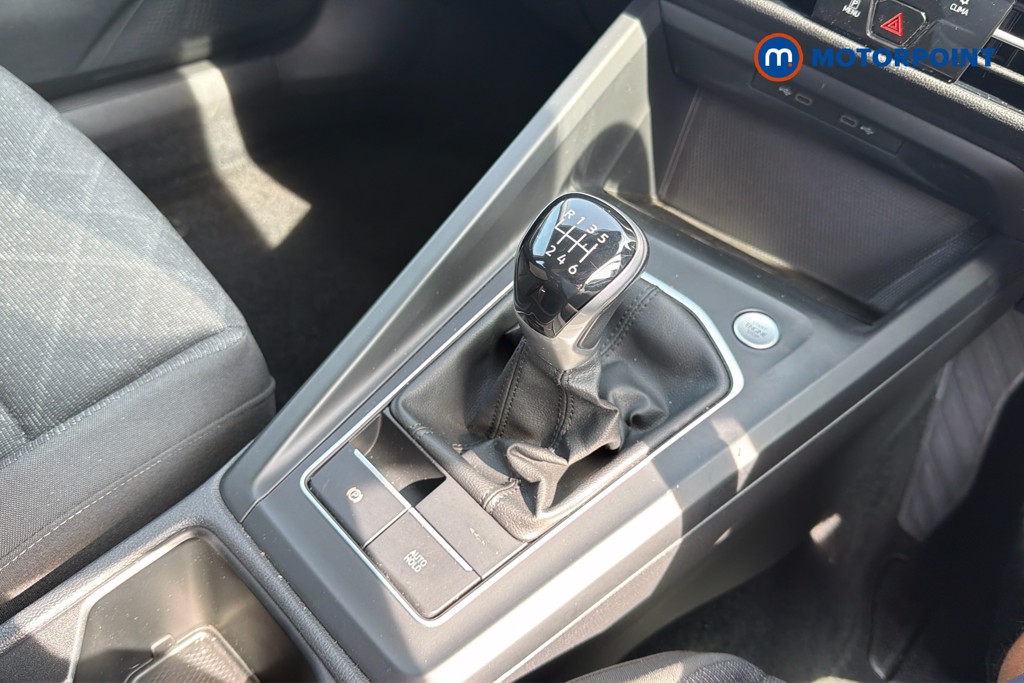 Volkswagen Golf Life Manual Petrol Hatchback - Stock Number (1647652) - 15th supplementary image