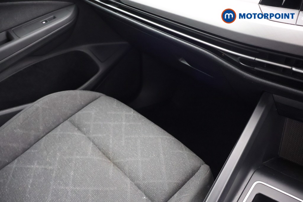 Volkswagen Golf Life Automatic Petrol Hatchback - Stock Number (1647945) - 12th supplementary image