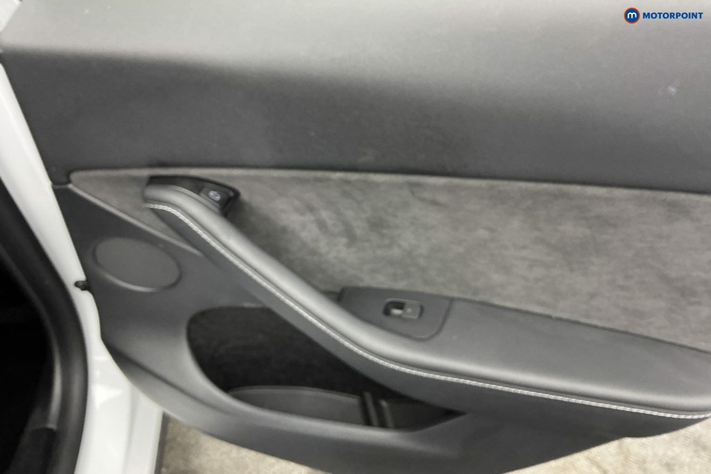 Tesla Model Y Rwd 5Dr Auto Automatic Electric SUV - Stock Number (1649553) - 25th supplementary image