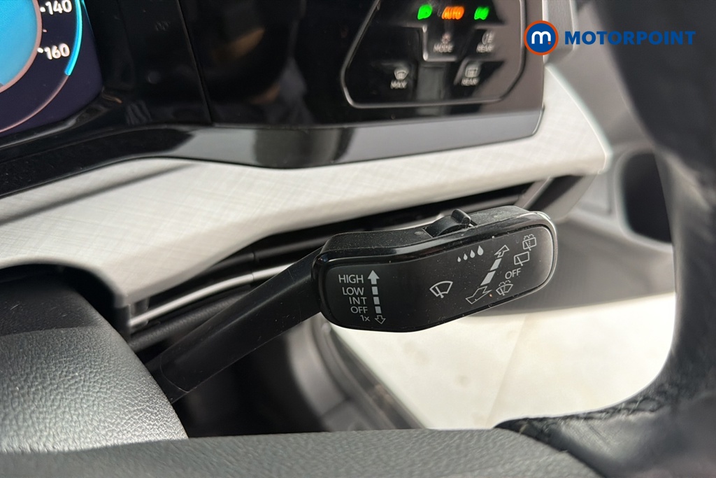 Volkswagen Golf Life Manual Petrol Hatchback - Stock Number (1649706) - 6th supplementary image