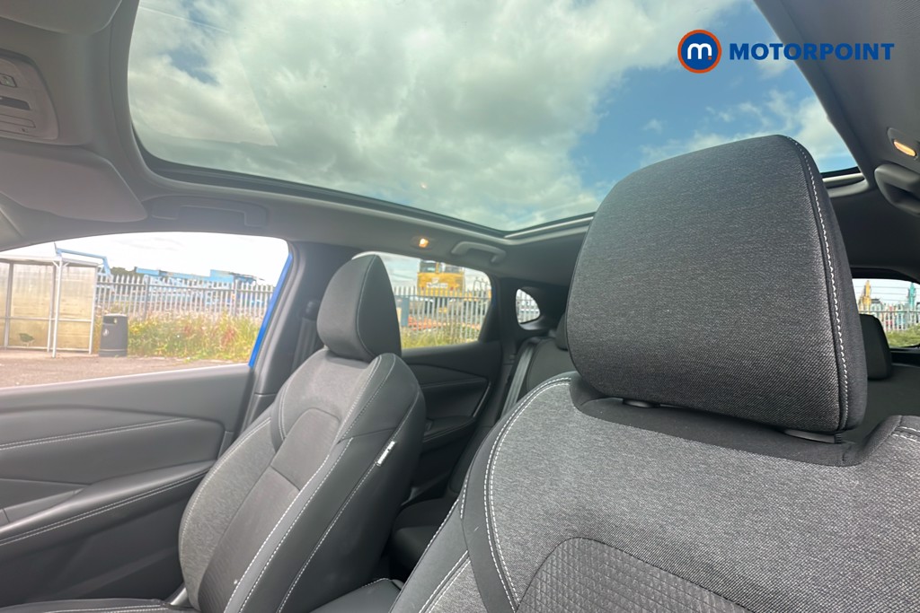 Nissan Qashqai N-Connecta Manual Petrol SUV - Stock Number (1649979) - 23rd supplementary image