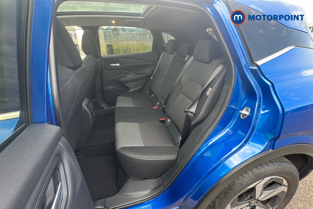 Nissan Qashqai N-Connecta Manual Petrol SUV - Stock Number (1649979) - 28th supplementary image