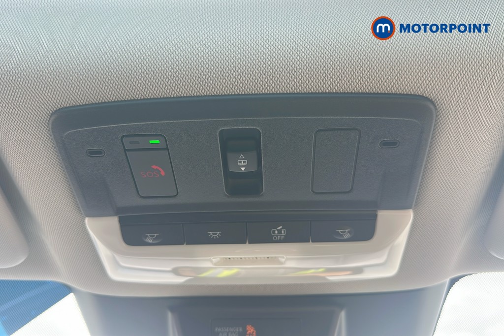 Nissan Qashqai N-Connecta Manual Petrol SUV - Stock Number (1649979) - 32nd supplementary image