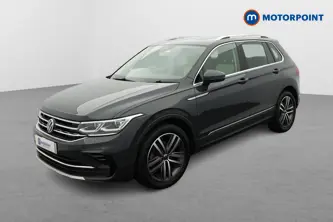 Volkswagen Tiguan Elegance Automatic Petrol SUV - Stock Number (1650225) - Passenger side front corner