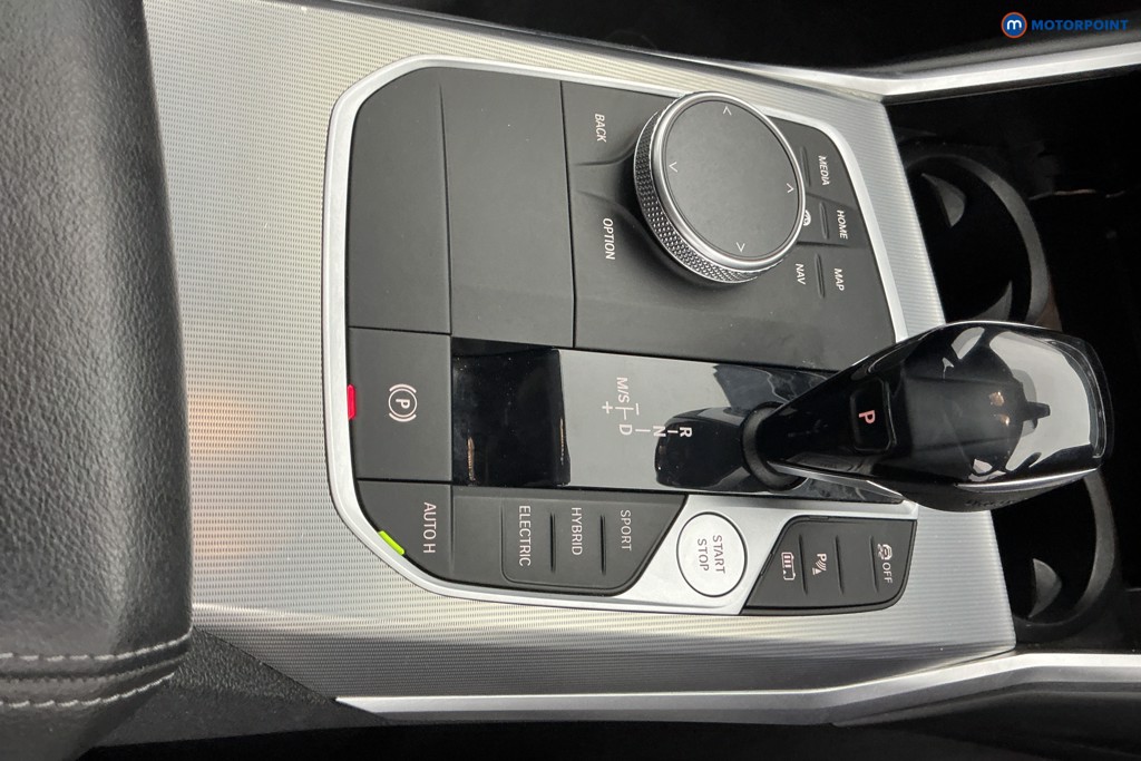 BMW 3 Series M Sport Automatic Petrol Plug-In Hybrid Estate - Stock Number (1651217) - 14th supplementary image