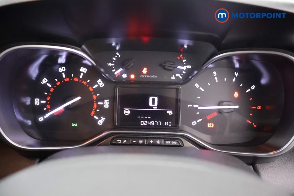 Citroen C3 Aircross Shine Manual Petrol SUV - Stock Number (1651996) - 8th supplementary image