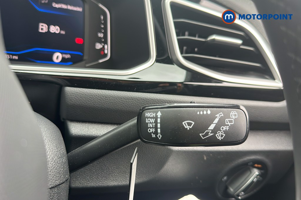 Volkswagen T-Roc R-Line Manual Petrol SUV - Stock Number (1652353) - 7th supplementary image