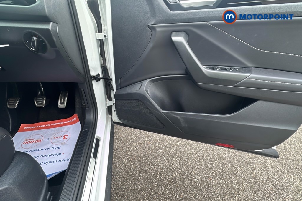 Volkswagen T-Roc R-Line Manual Petrol SUV - Stock Number (1652353) - 21st supplementary image
