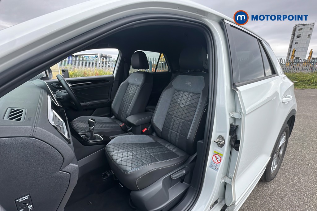 Volkswagen T-Roc R-Line Manual Petrol SUV - Stock Number (1652353) - 22nd supplementary image