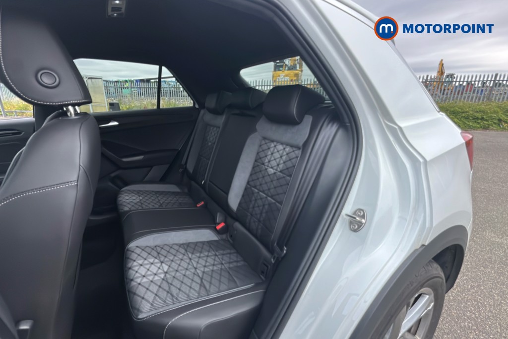 Volkswagen T-Roc R-Line Manual Petrol SUV - Stock Number (1652353) - 28th supplementary image