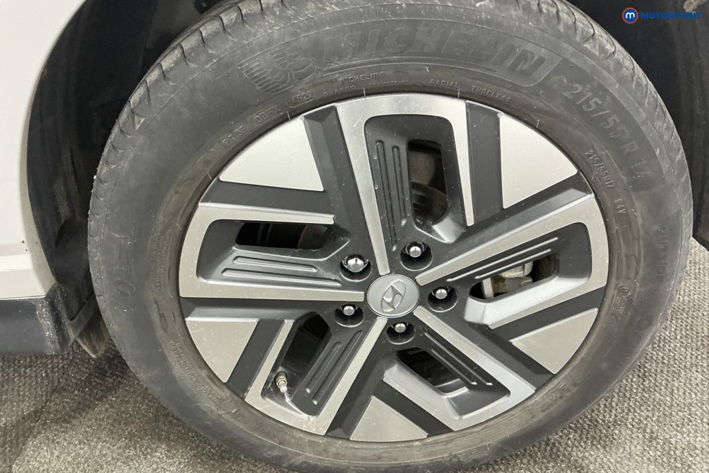 Hyundai Kona Premium Automatic Electric SUV - Stock Number (1652441) - 38th supplementary image
