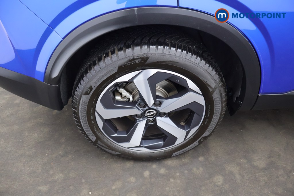 Nissan Qashqai N-Connecta Manual Petrol SUV - Stock Number (1652972) - 3rd supplementary image