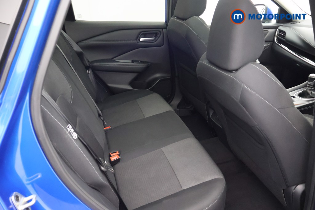 Nissan Qashqai N-Connecta Manual Petrol SUV - Stock Number (1652972) - 18th supplementary image