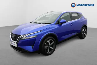 Nissan Qashqai N-Connecta Manual Petrol SUV - Stock Number (1652972) - Passenger side front corner