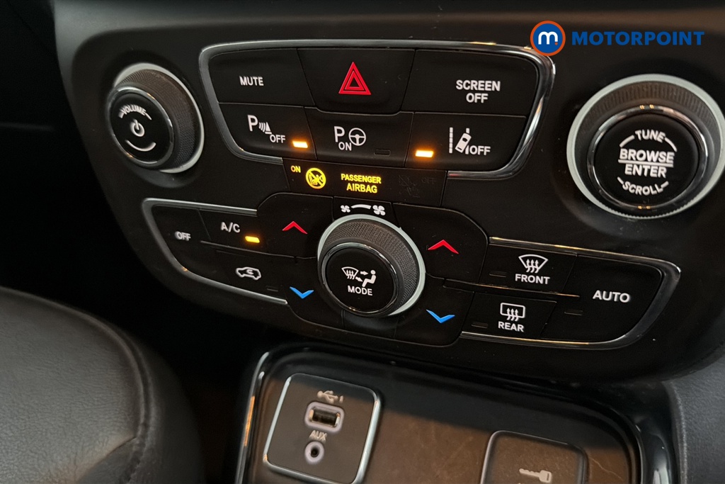 Jeep Compass Limited Manual Petrol SUV - Stock Number (1653130) - 12th supplementary image