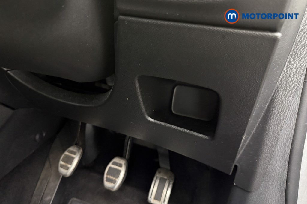 Vauxhall Corsa GS Manual Petrol Hatchback - Stock Number (1654867) - 16th supplementary image
