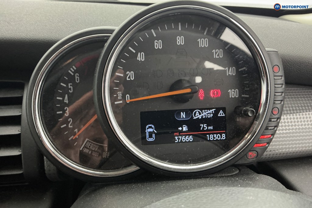 Mini Hatchback Cooper Manual Petrol Hatchback - Stock Number (1655375) - 7th supplementary image
