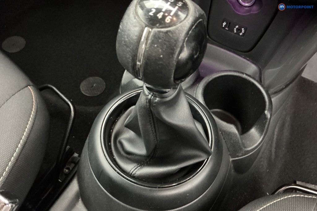 Mini Hatchback Cooper Manual Petrol Hatchback - Stock Number (1655375) - 14th supplementary image