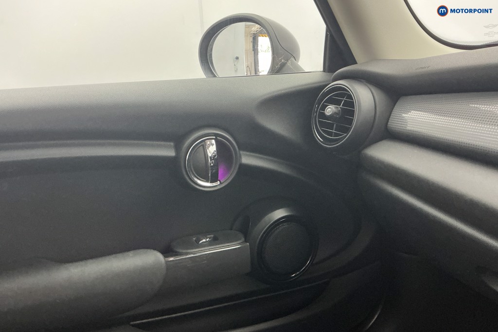 Mini Hatchback Cooper Manual Petrol Hatchback - Stock Number (1655375) - 18th supplementary image