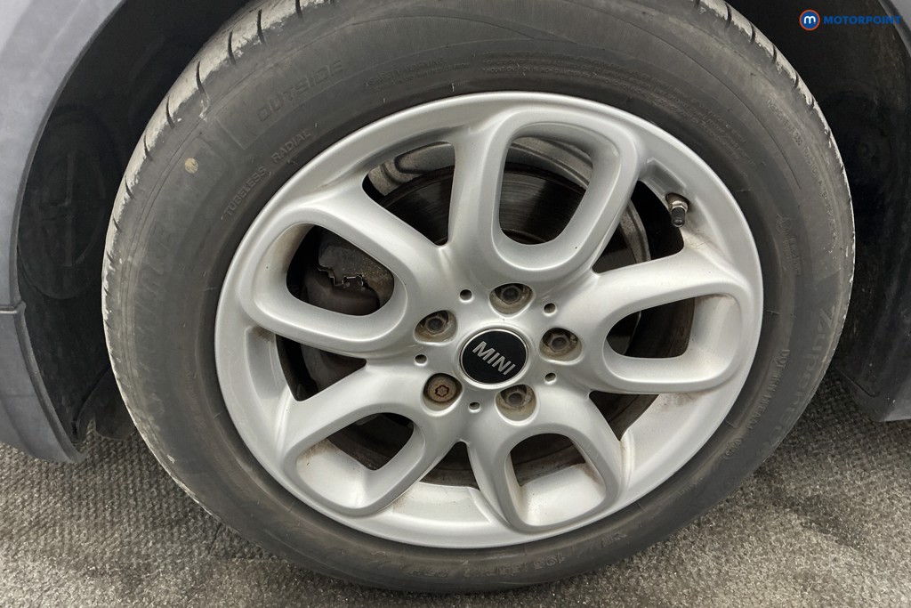 Mini Hatchback Cooper Manual Petrol Hatchback - Stock Number (1655375) - 30th supplementary image