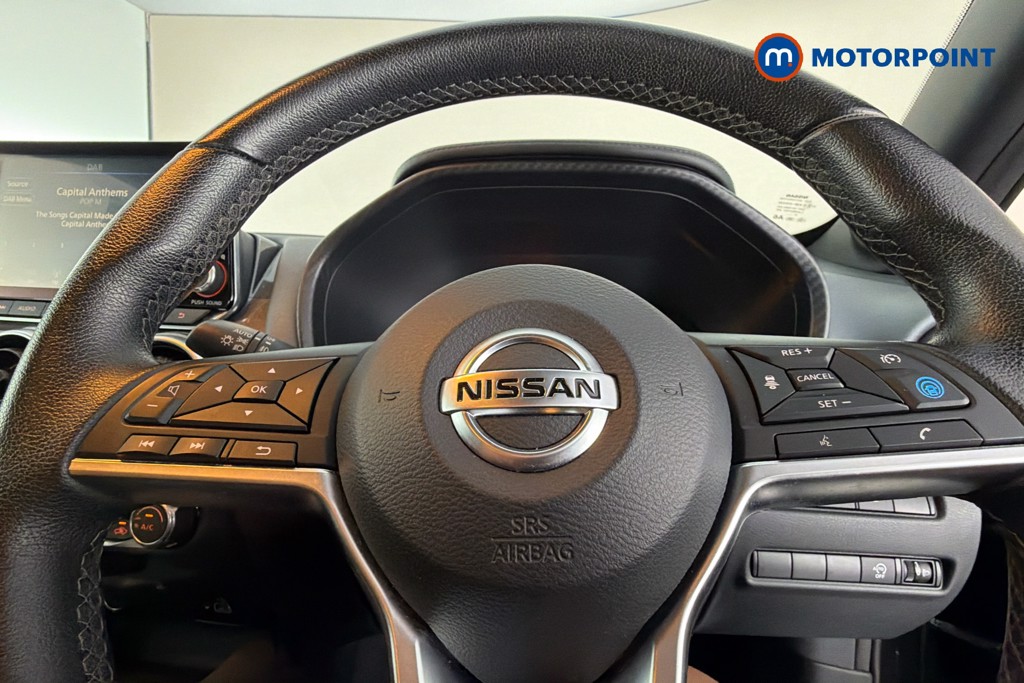 Nissan Juke Tekna Manual Petrol SUV - Stock Number (1655820) - 5th supplementary image