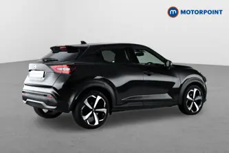 Nissan Juke Tekna Manual Petrol SUV - Stock Number (1655820) - Drivers side rear corner