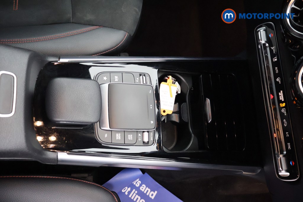 Mercedes-Benz GLB Amg Line Automatic Petrol SUV - Stock Number (1656159) - 13th supplementary image