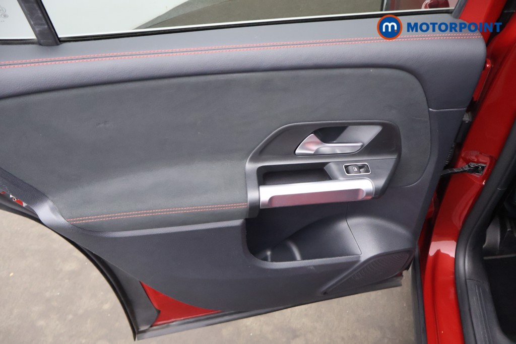 Mercedes-Benz GLB Amg Line Automatic Petrol SUV - Stock Number (1656159) - 21st supplementary image