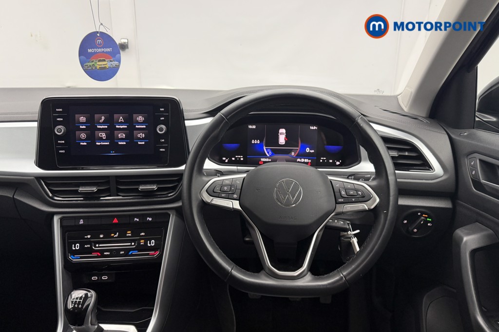 Volkswagen T-Roc Life Manual Petrol SUV - Stock Number (1657822) - 2nd supplementary image
