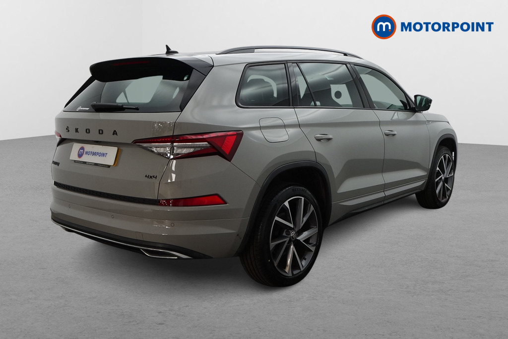 Skoda Kodiaq Sport Line Automatic Diesel SUV - Stock Number (1658300) - Drivers side rear corner