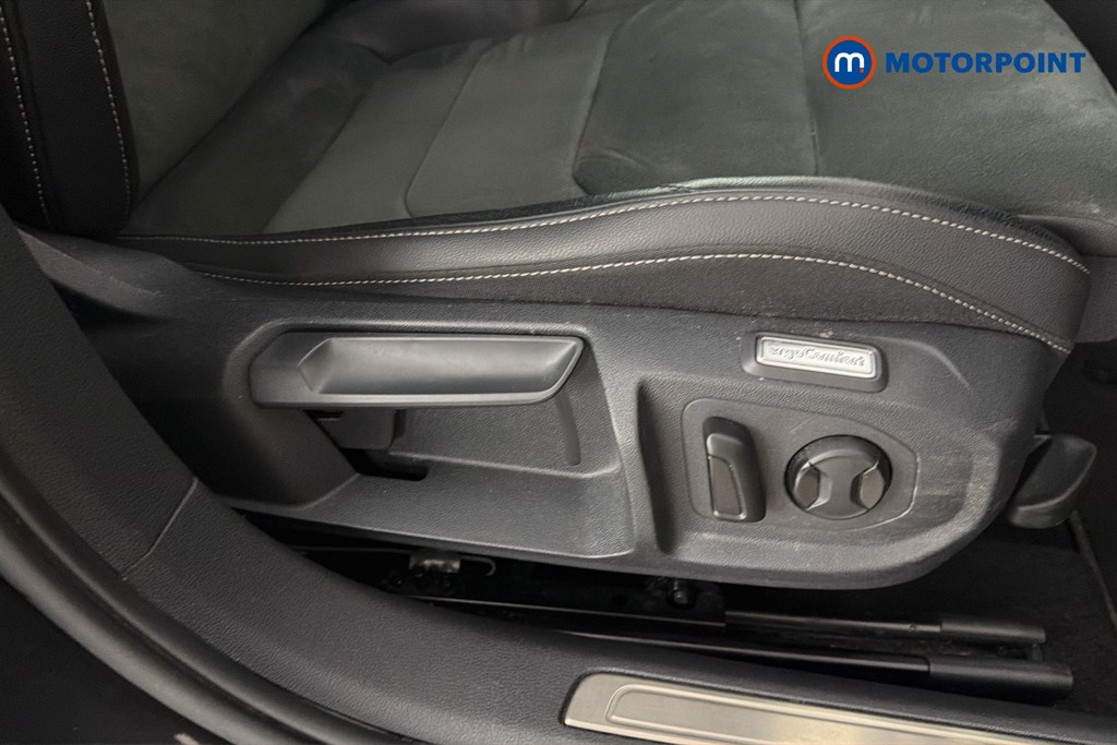 Volkswagen Arteon R-Line Automatic Petrol Estate - Stock Number (1658595) - 25th supplementary image