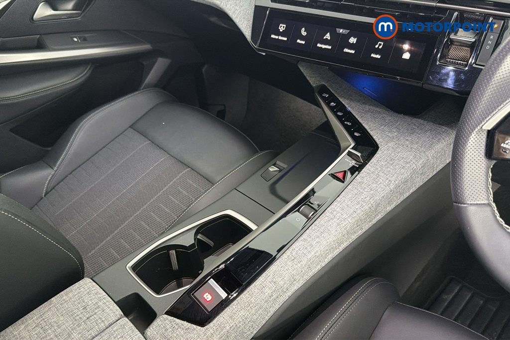 Peugeot 5008 GT Automatic Electric SUV - Stock Number (1658800) - 15th supplementary image