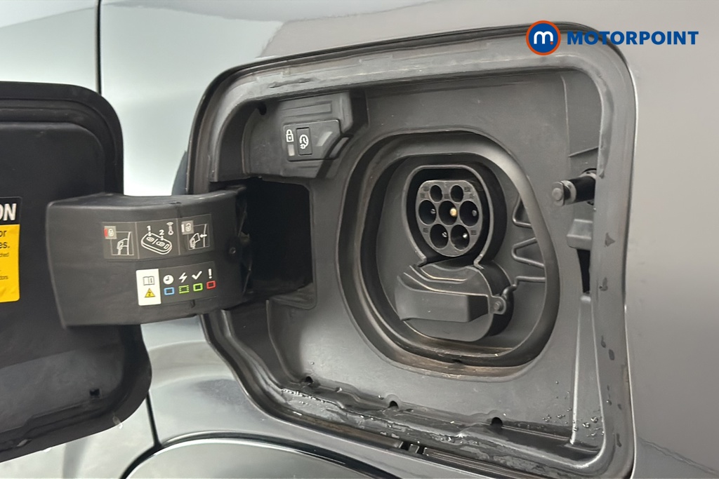 Peugeot 5008 GT Automatic Electric SUV - Stock Number (1658800) - 41st supplementary image