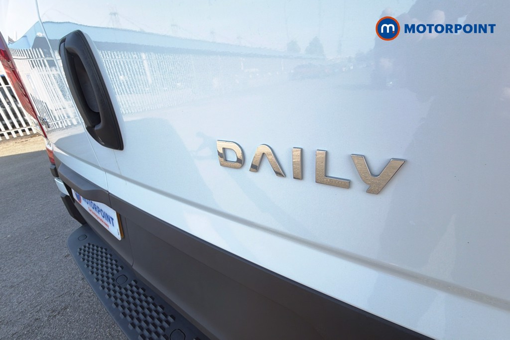 Iveco Daily Business Automatic Diesel High Volume-High Roof Van - Stock Number (1659236) - 37th supplementary image