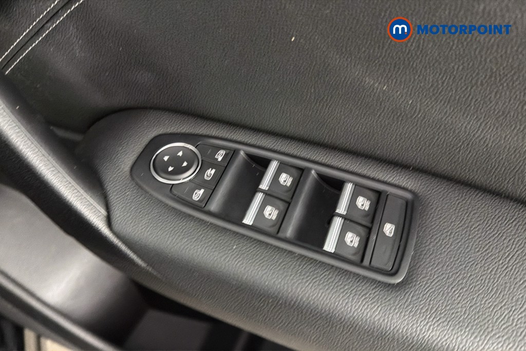 Renault Captur Techno Manual Petrol SUV - Stock Number (1659365) - 20th supplementary image