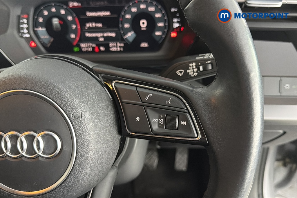 Audi A3 Technik Manual Petrol Hatchback - Stock Number (1659544) - 3rd supplementary image