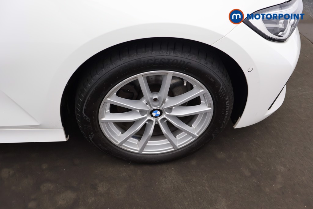 BMW 3 Series SE Automatic Petrol Saloon - Stock Number (1659557) - 4th supplementary image