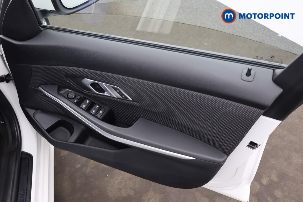 BMW 3 Series SE Automatic Petrol Saloon - Stock Number (1659557) - 14th supplementary image