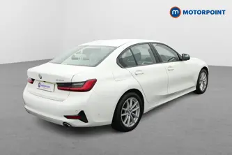 BMW 3 Series SE Automatic Petrol Saloon - Stock Number (1659557) - Drivers side rear corner