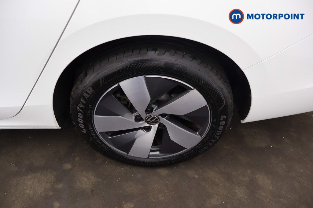 Volkswagen Passat Life Automatic Petrol Plug-In Hybrid Estate - Stock Number (1659618) - 2nd supplementary image