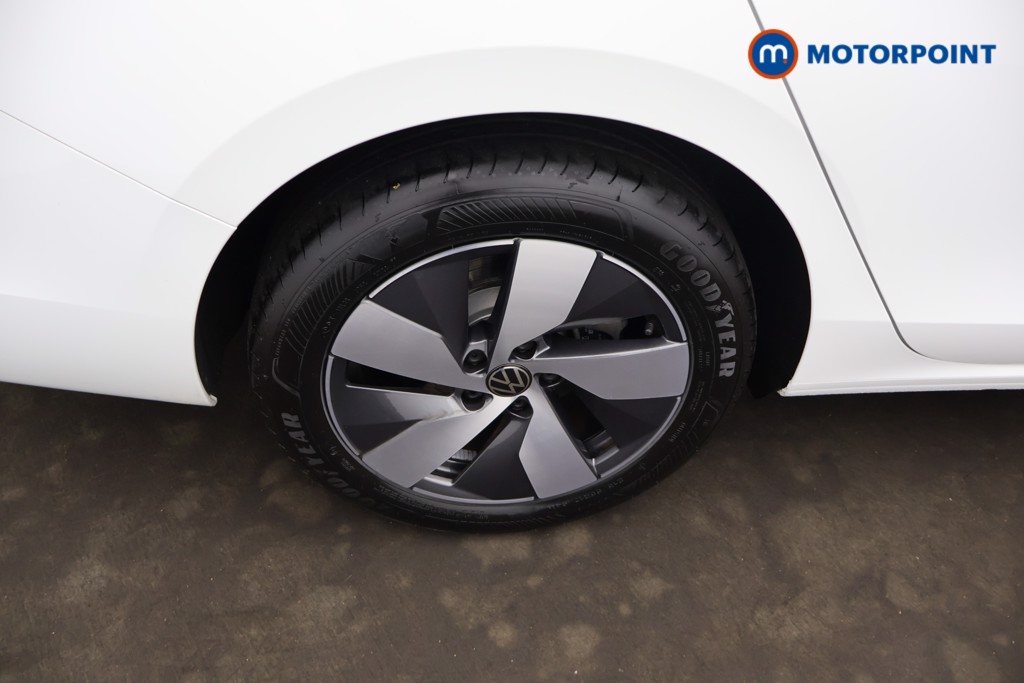 Volkswagen Passat Life Automatic Petrol Plug-In Hybrid Estate - Stock Number (1659618) - 3rd supplementary image