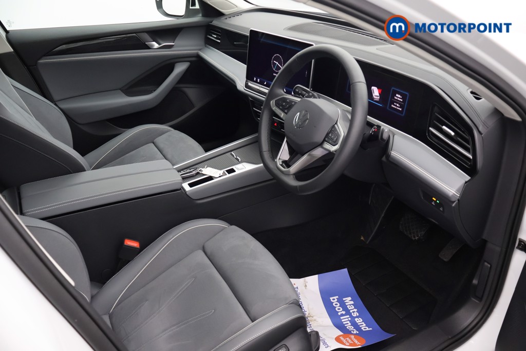 Volkswagen Passat Life Automatic Petrol Plug-In Hybrid Estate - Stock Number (1659618) - 15th supplementary image