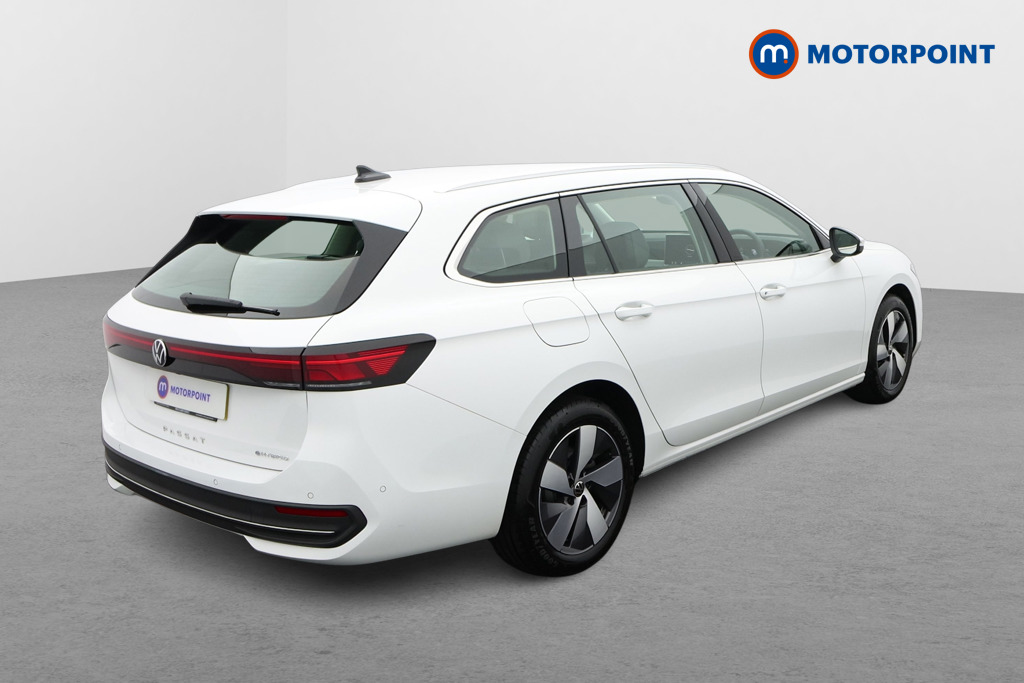Volkswagen Passat Life Automatic Petrol Plug-In Hybrid Estate - Stock Number (1659618) - Drivers side rear corner