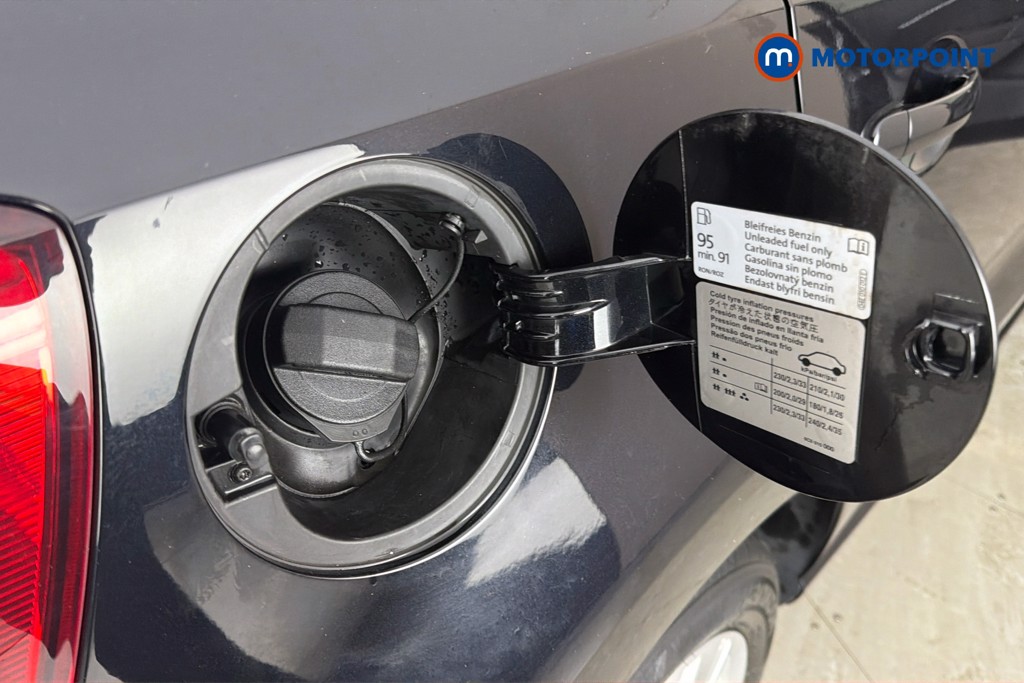 Volkswagen Polo Match Edition Manual Petrol Hatchback - Stock Number (1659911) - 41st supplementary image